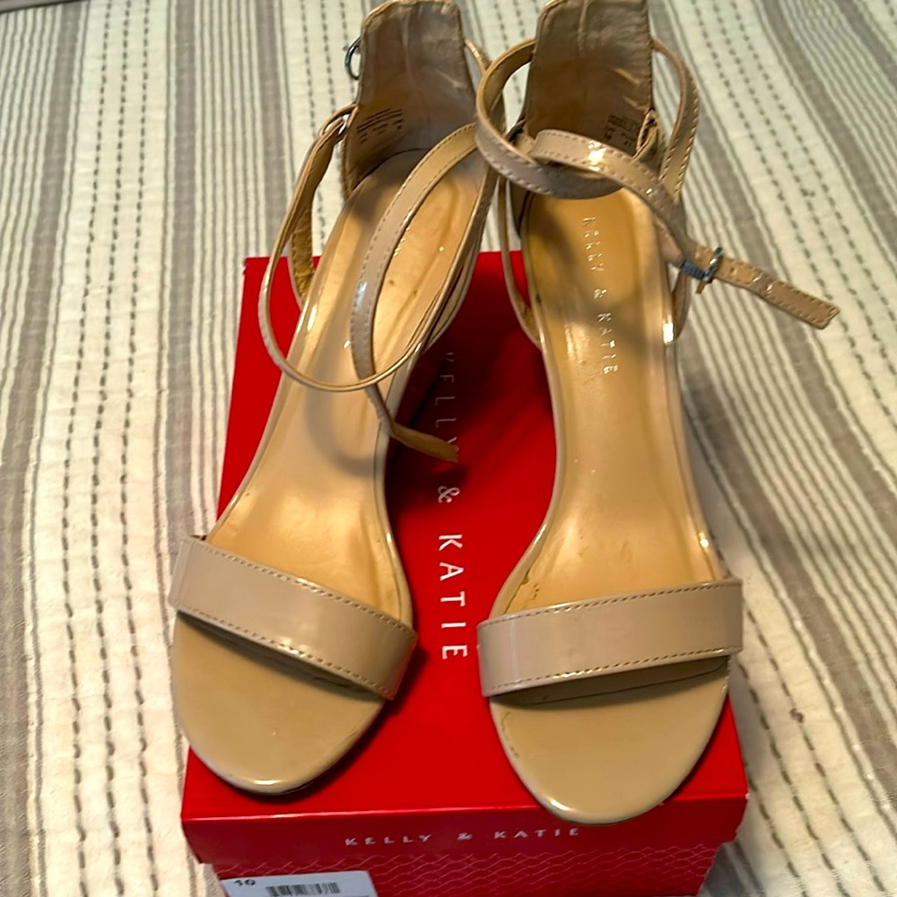 Kelly and Katie Wedge Sandals Nude